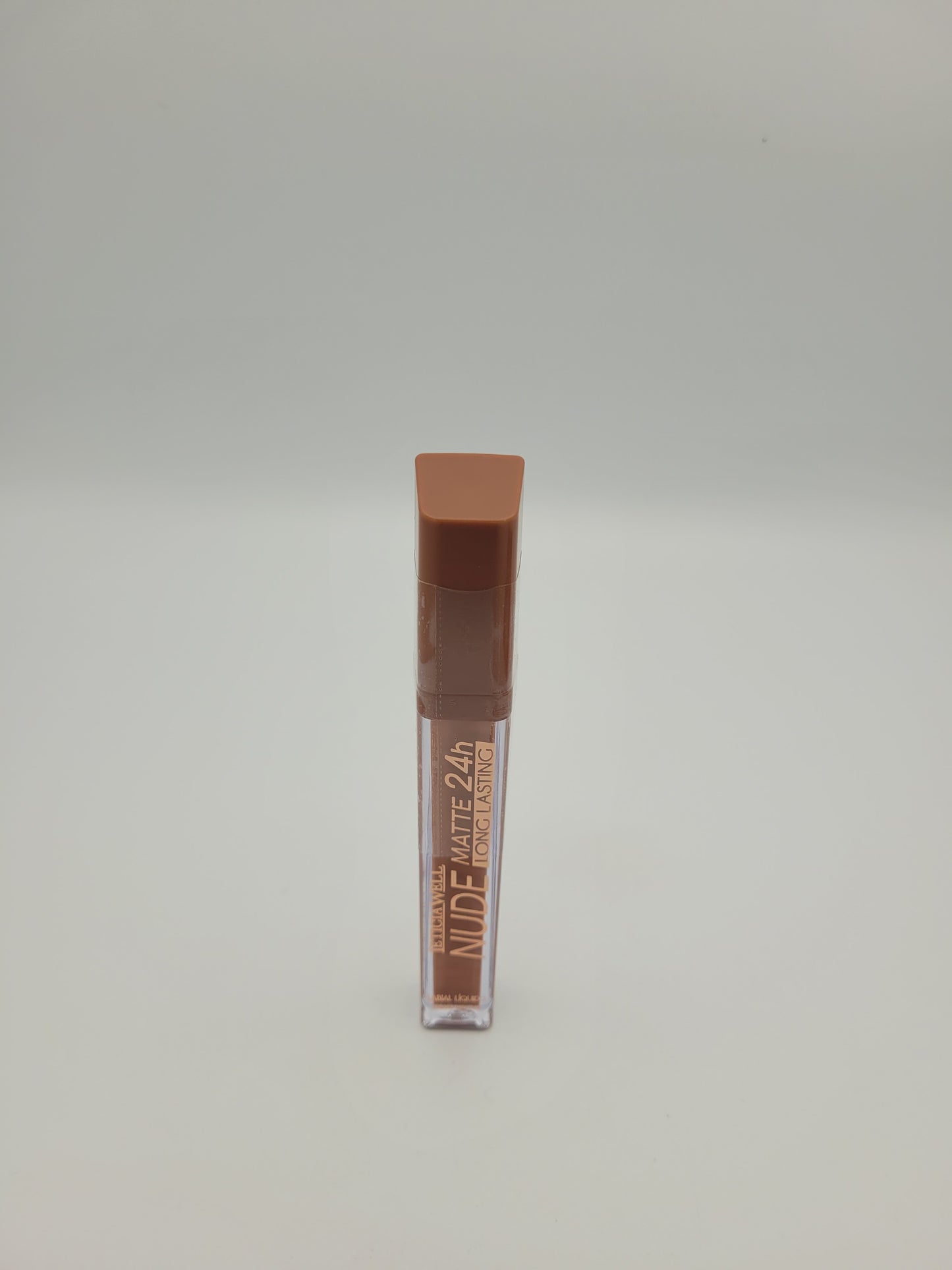 rouge à lèvres nude matte 24h leticia well n°11