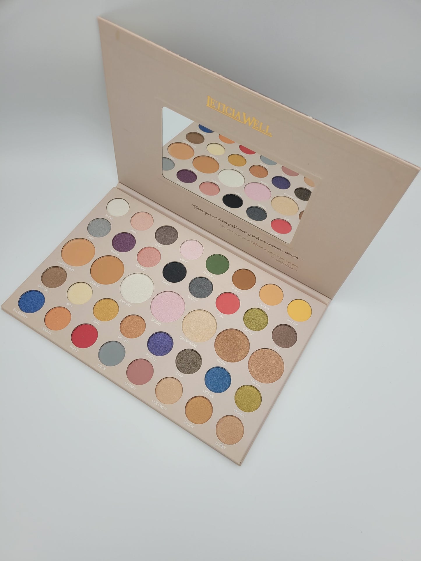 palette professional make-up leticia well