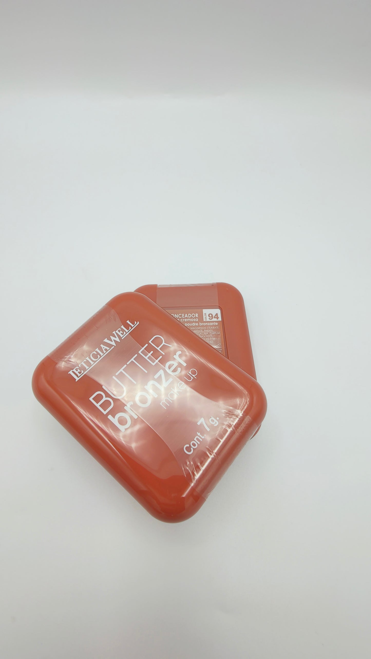 butter bronzer make-up leticia well 94