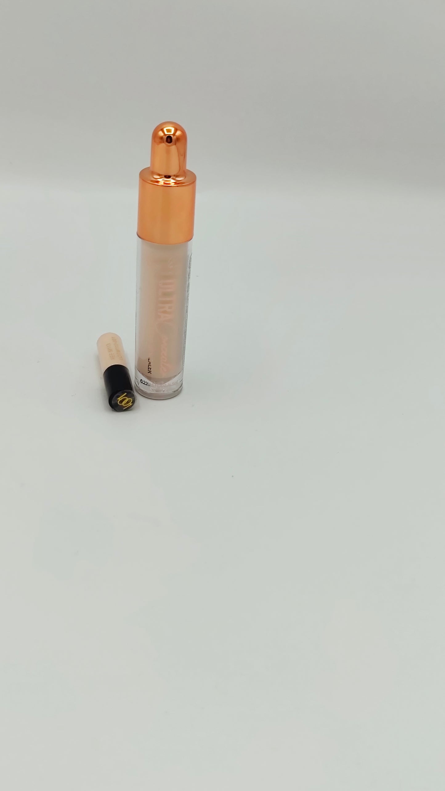 ultra concealer matifiant+hydratant+unifiant easy paris 01